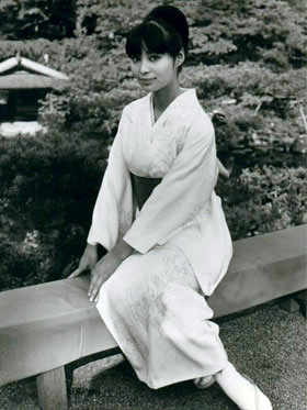 Акико Вакабаяши (Akiko Wakabayashi)