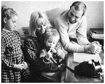Шон Коннери с семьей.